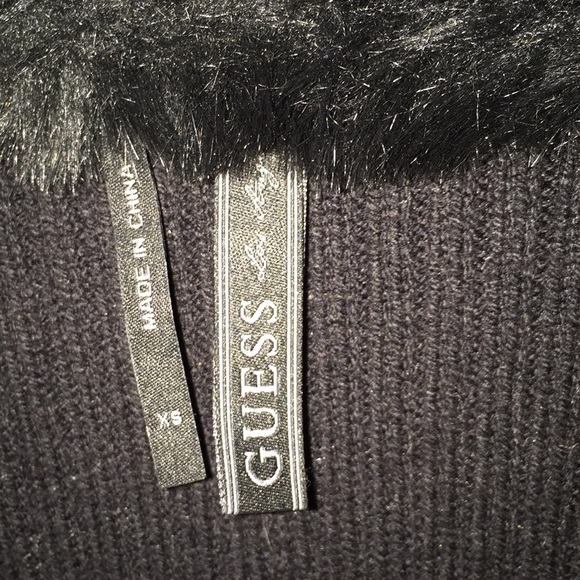 Faux Fur Black Guess Vest - Picture 5 of 7